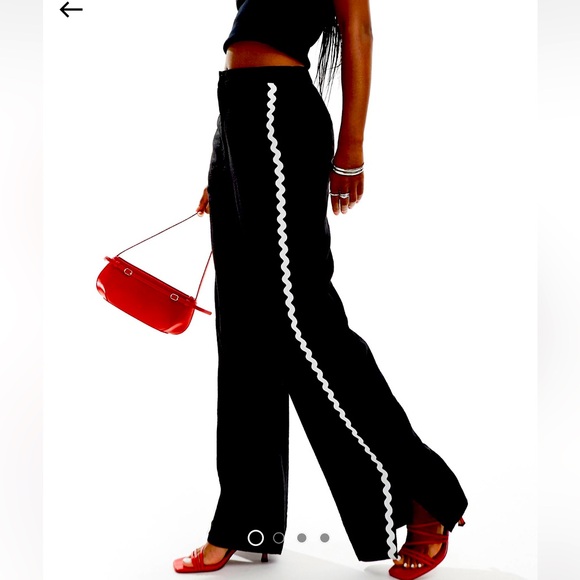 ASOS Pants - ASOS DESIGN rickrack trim straight leg tailored pants in mono - sz 4 - NWOT